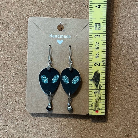 Alien glitter earrings - handmade faux suede - Picture 3 of 3